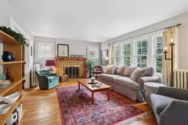 Lakewood, OH 44107,1503 Chesterland AVE