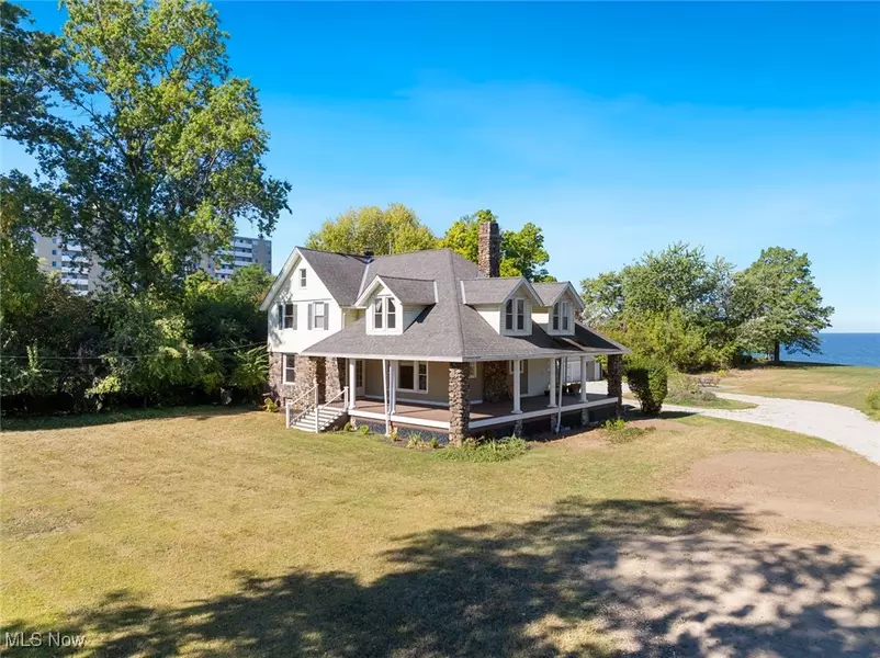 31103 Lakeshore BLVD, Willowick, OH 44095