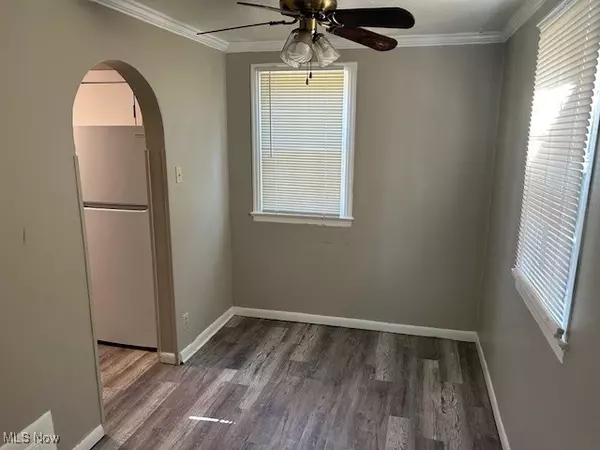 Canton, OH 44714,1736 Spring AVE NE