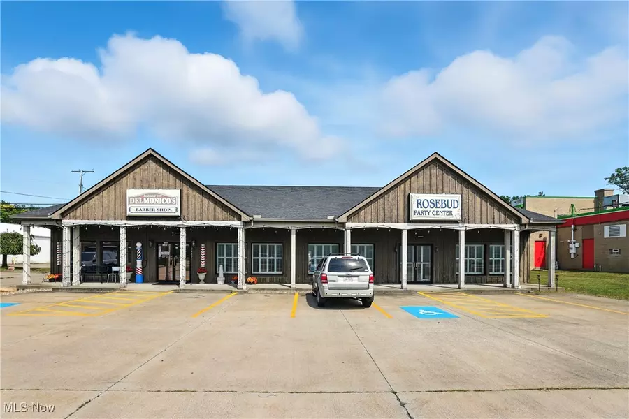 4489 Oberlin AVE, Lorain, OH 44053