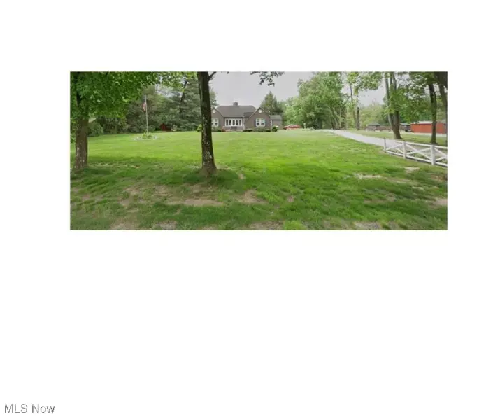 2944 Pontius ST NW, Uniontown, OH 44685