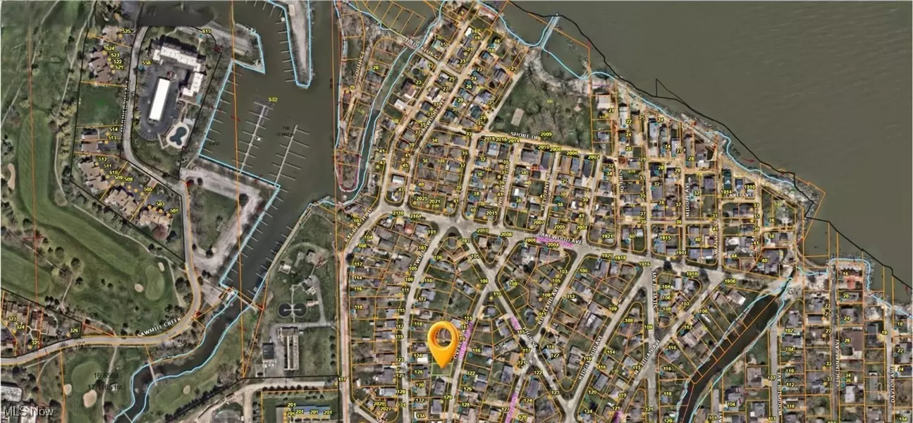 220 Overlook RD, Huron, OH 44839