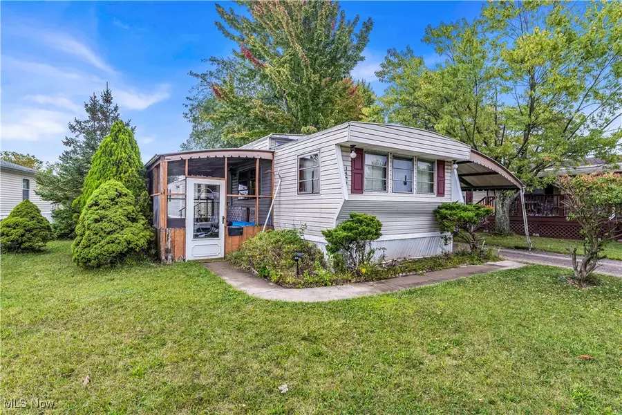 1471 Lancelot DR, Streetsboro, OH 44241