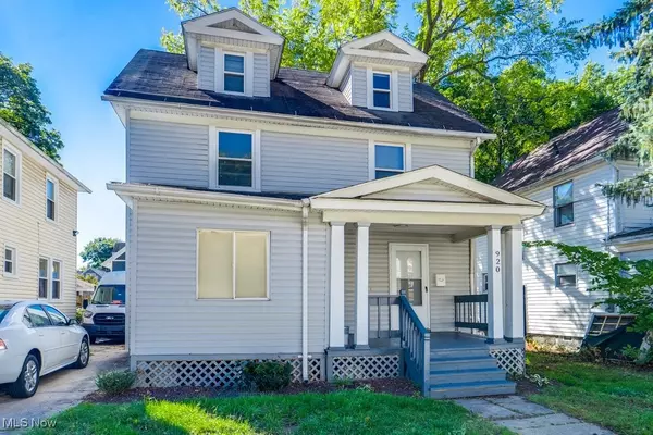 Akron, OH 44302,920 Bloomfield AVE