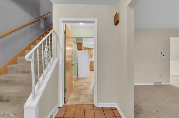 Norton, OH 44203,4211 S Hametown RD