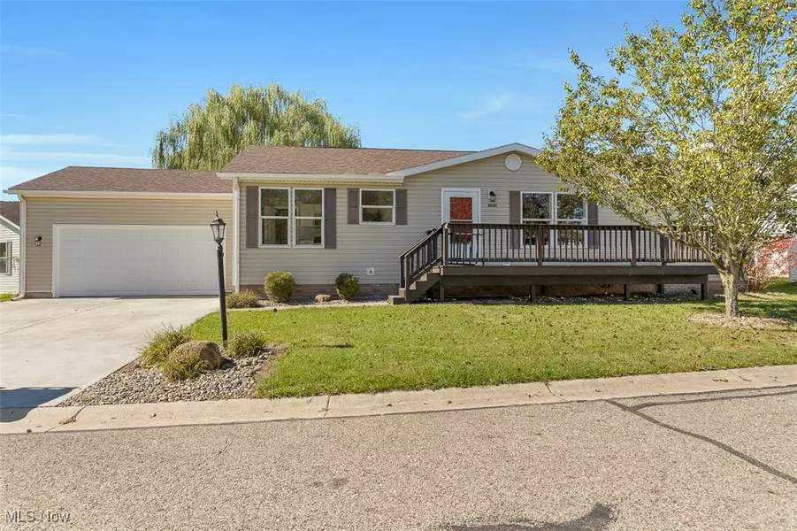 8929 Falcon DR, Streetsboro, OH 44241