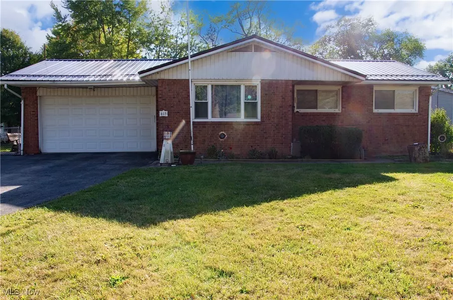 615 Ventura DR, Youngstown, OH 44505