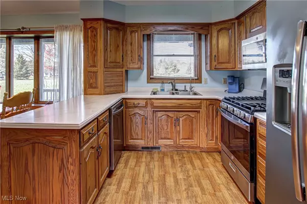 Doylestown, OH 44230,18085 Grill RD