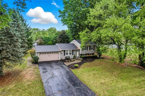 Cortland, OH 44410,211 Natale DR