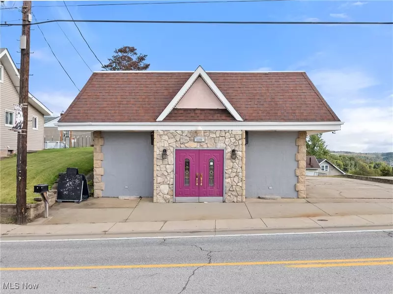 2109 Pennsylvania AVE, Weirton, WV 26062