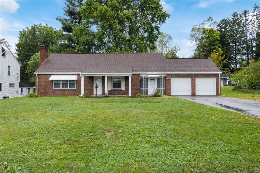 1720 Lincoln WAY E, Massillon, OH 44646