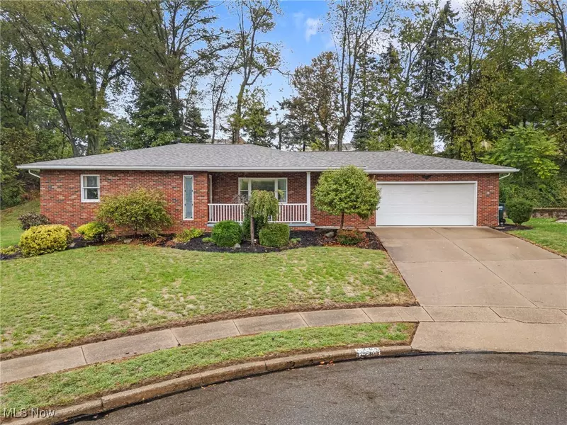 1204 2nd ST NE, Massillon, OH 44646