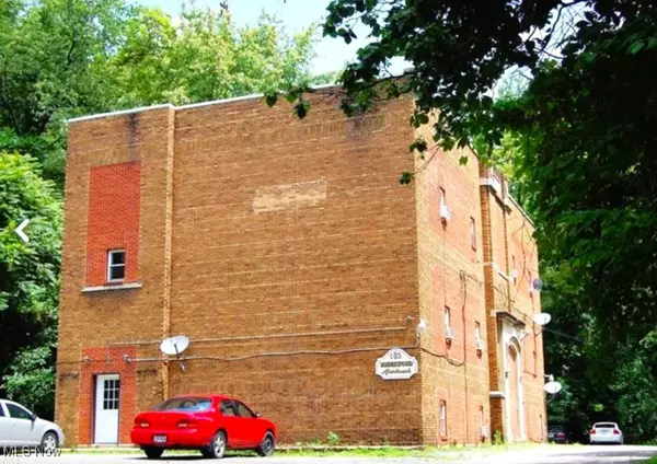 Steubenville, OH 43952,183 Woodmont AVE #7