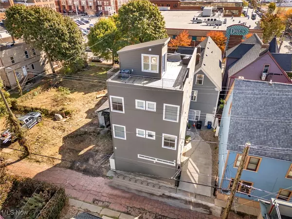 2702 Bridge AVE, Cleveland, OH 44113