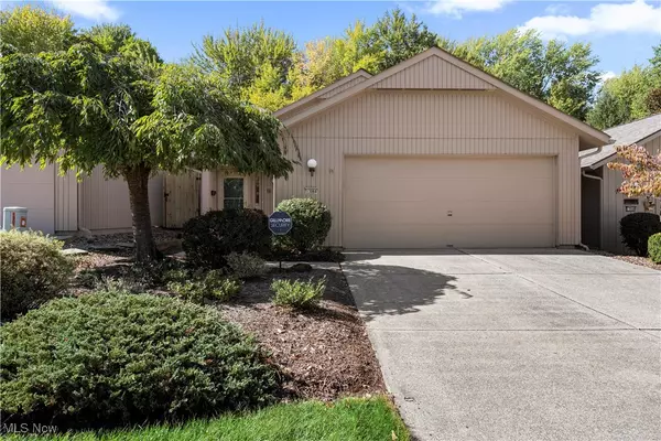 13066 Olympus WAY, Strongsville, OH 44149