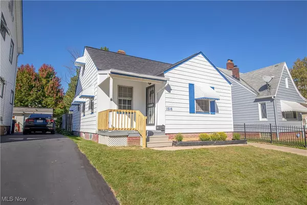Cleveland, OH 44109,1516 Amberley AVE