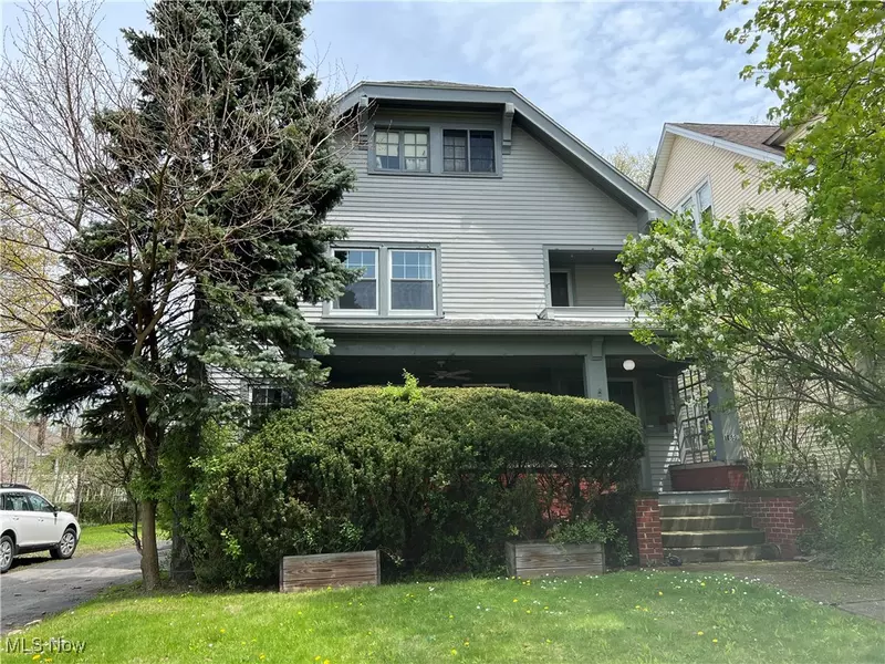 1695 Lee RD, Cleveland Heights, OH 44118