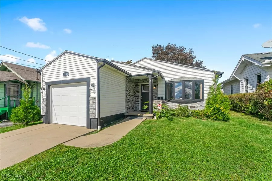 3640 Oakwood AVE, Austintown, OH 44515