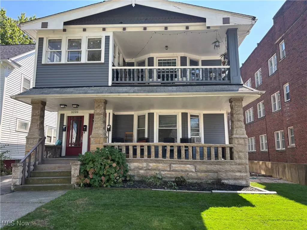 Cleveland Heights, OH 44118,3220 E Berkshire RD #2