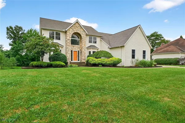 29470 W Woodall DR, Solon, OH 44139