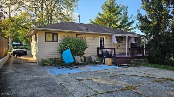 Medina, OH 44256,560 Ridge DR