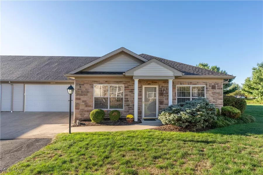 3077 Whitewood ST NW, North Canton, OH 44720