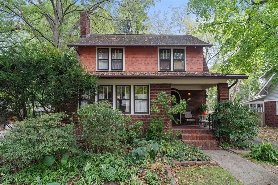 557 Letchworth DR, Akron, OH 44303