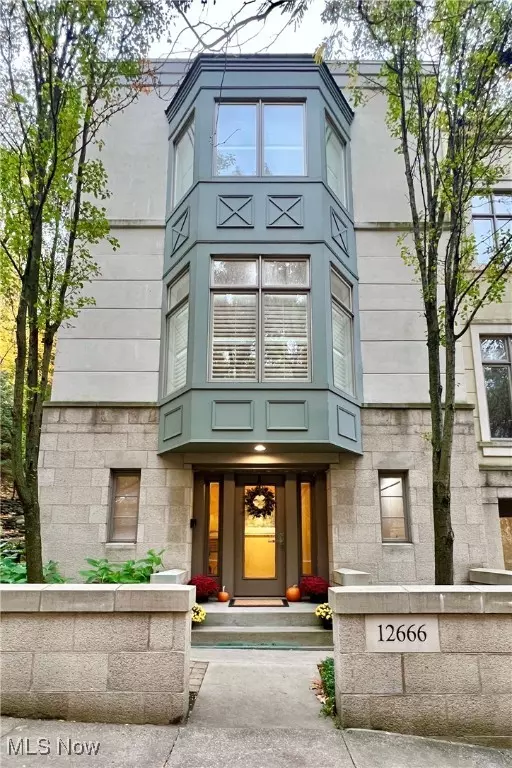 Cleveland Heights, OH 44106,12666 Mayfield RD