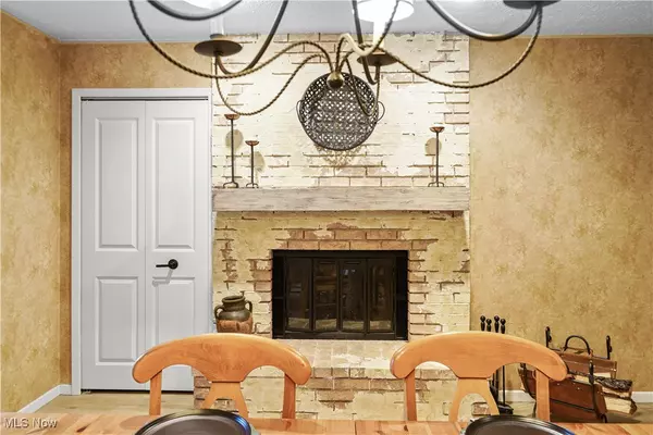 Chagrin Falls, OH 44023,8266 Pebble Creek CT