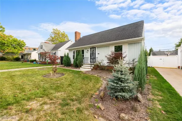 Middleburg Heights, OH 44130,16347 Craigmere DR