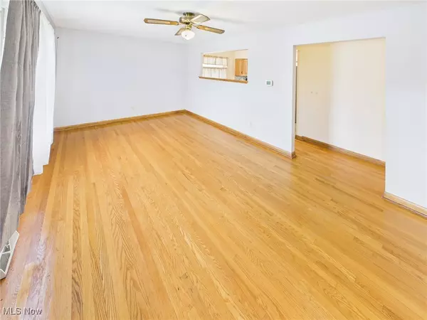 Parkersburg, WV 26104,2706 Cleveland AVE