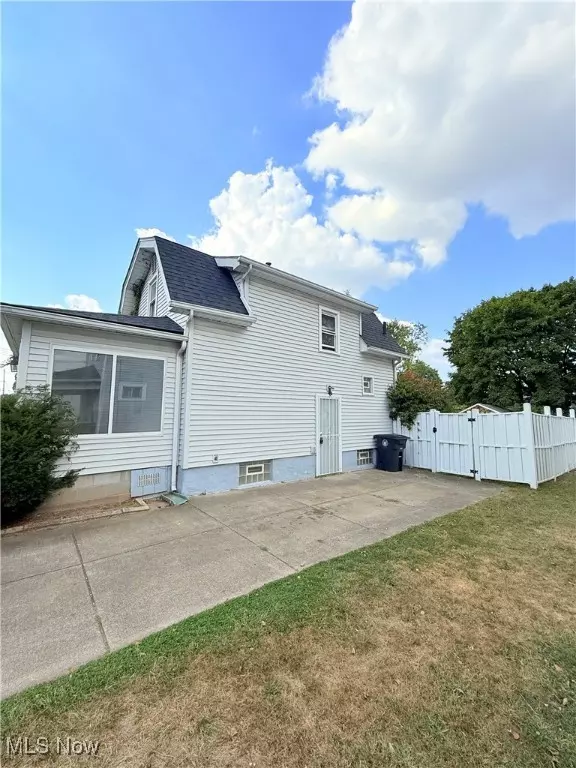 Akron, OH 44306,975 Concord AVE