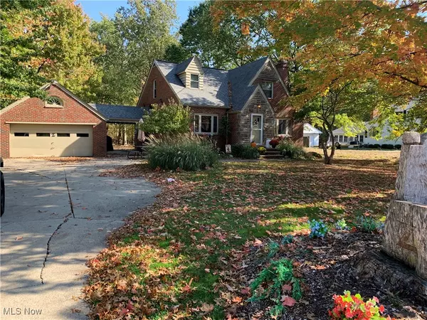 Euclid, OH 44132,459 Lloyd RD