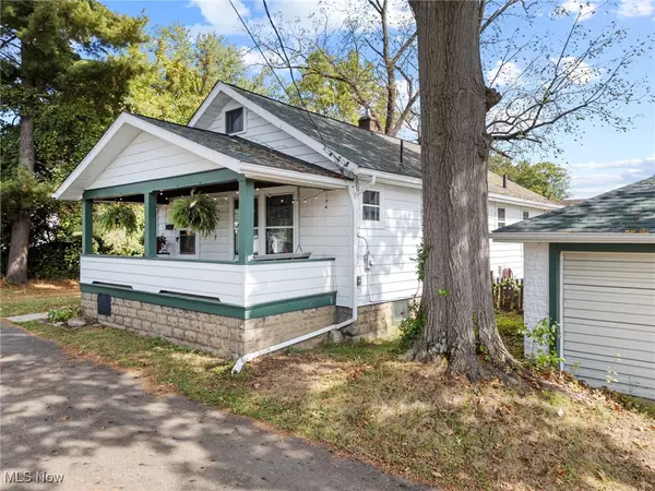 Massillon, OH 44647,324 Snyder PL SW