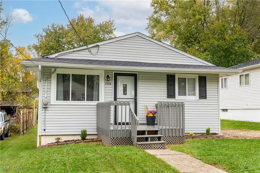 1938 Connecticut AVE SE, Massillon, OH 44646