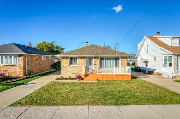 5810 Laverne AVE, Parma, OH 44129