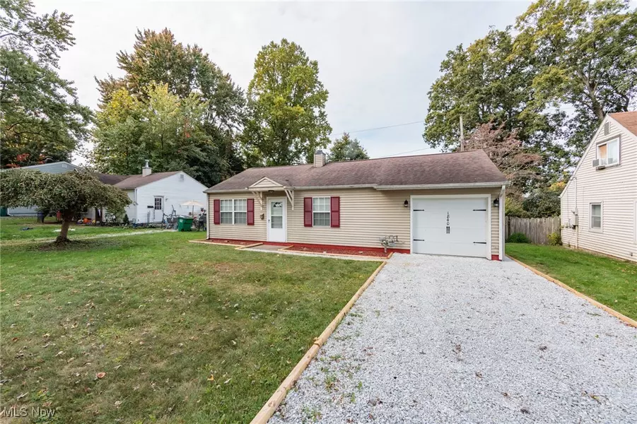 1840 Aberdeen RD, Madison, OH 44057