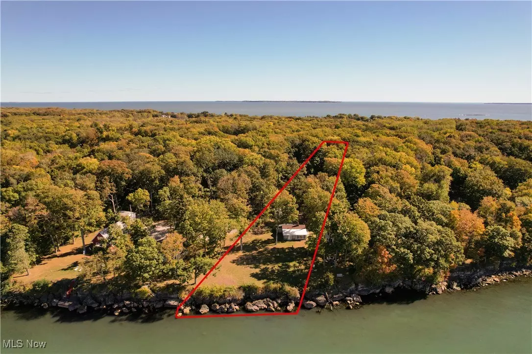 Put In Bay, OH 43456,1741 Put In Bay RD