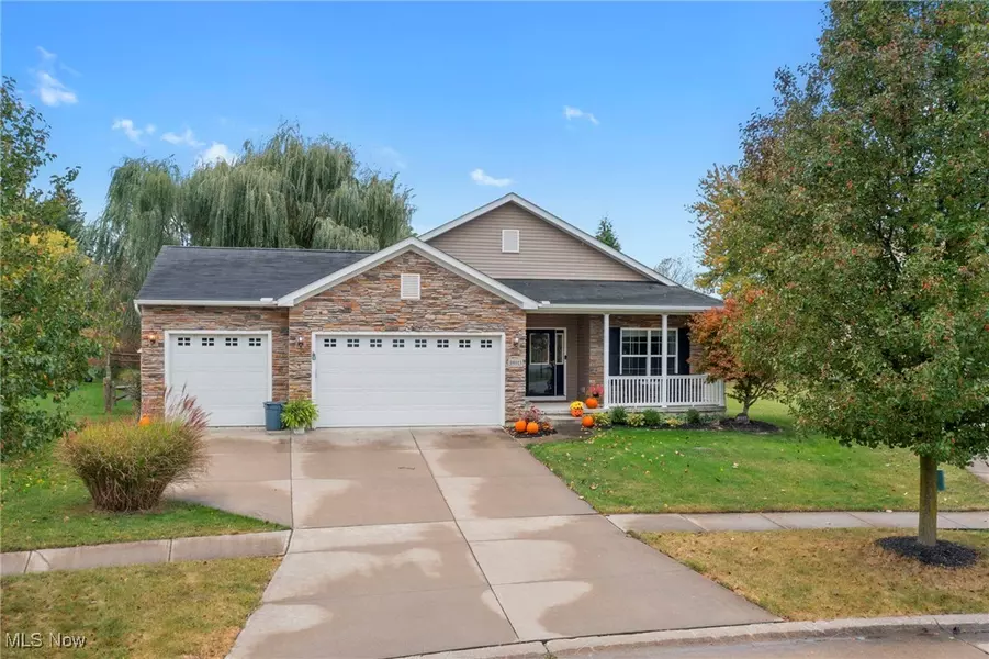 39115 Crescent DR, Avon, OH 44011