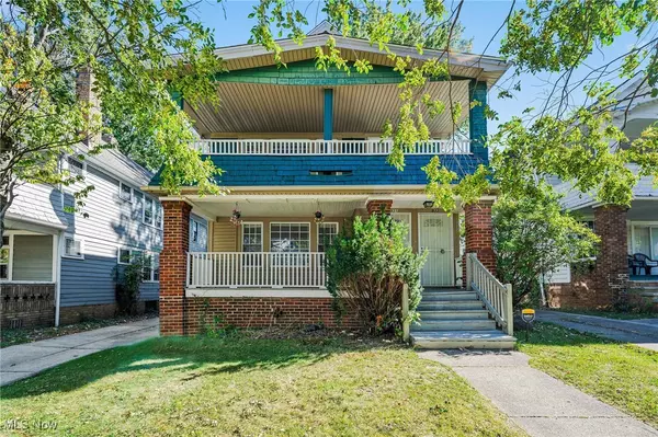 Cleveland Heights, OH 44112,931 Helmsdale RD