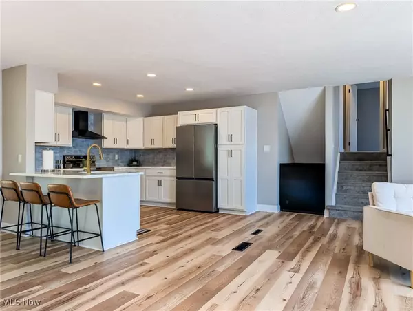 Canton, OH 44706,2840 Farmington CIR SW