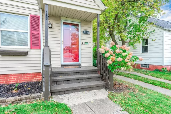 Cleveland, OH 44111,3201 Joslyn RD