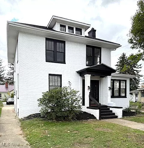 402 Mckinley AVE, Crooksville, OH 43731