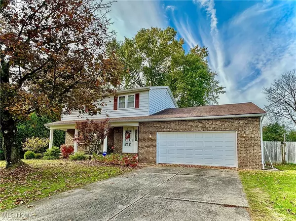 Canfield, OH 44406,3348 Darbyshire DR