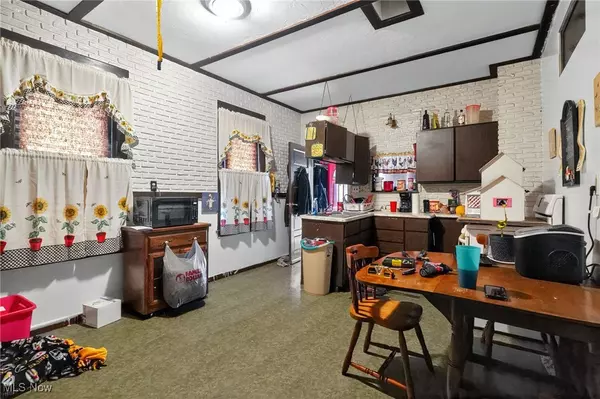 Cleveland, OH 44105,3722 E 52