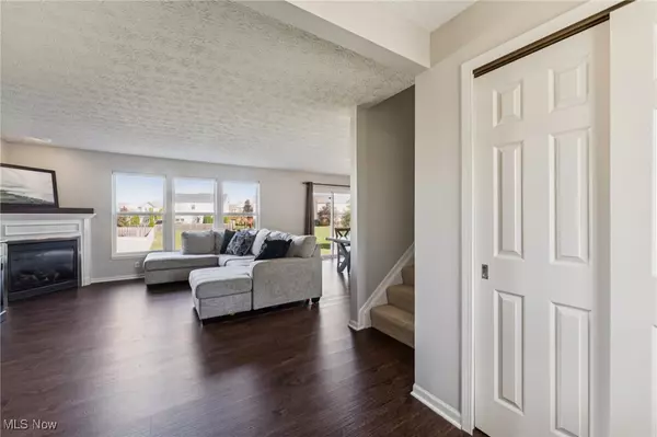 Olmsted Twp, OH 44138,9791 Nicole LN