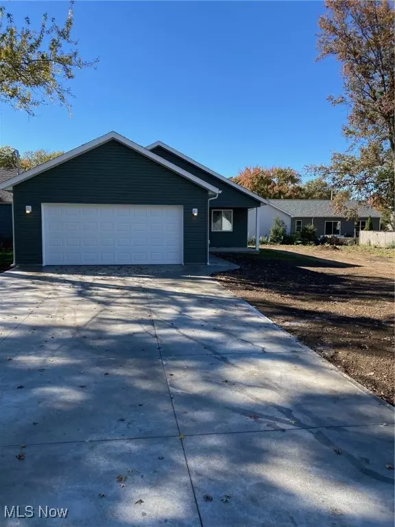 10176 Dupont AVE, Columbia Station, OH 44028