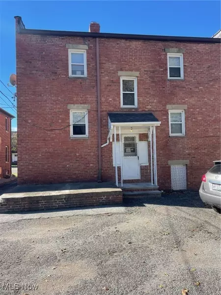 6115 Ridge RD, Parma, OH 44129