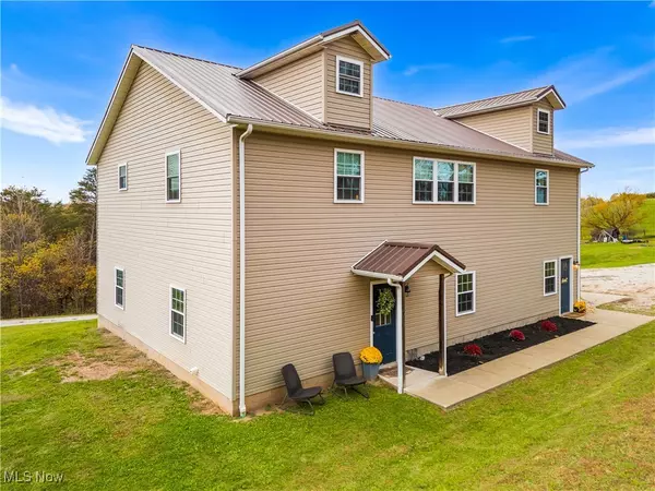 Washington, WV 26181,1448 Locust Ridge Road