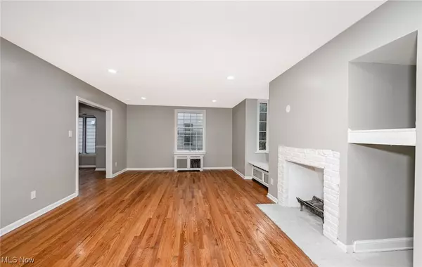 Shaker Heights, OH 44122,19617 Lomond BLVD